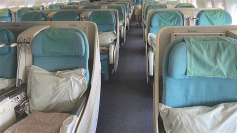 Flying Prestige Class On The Boeing 777.